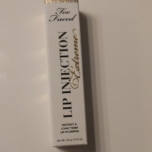 Too Faced Lip Injection Extreme Lip Plumper NIB